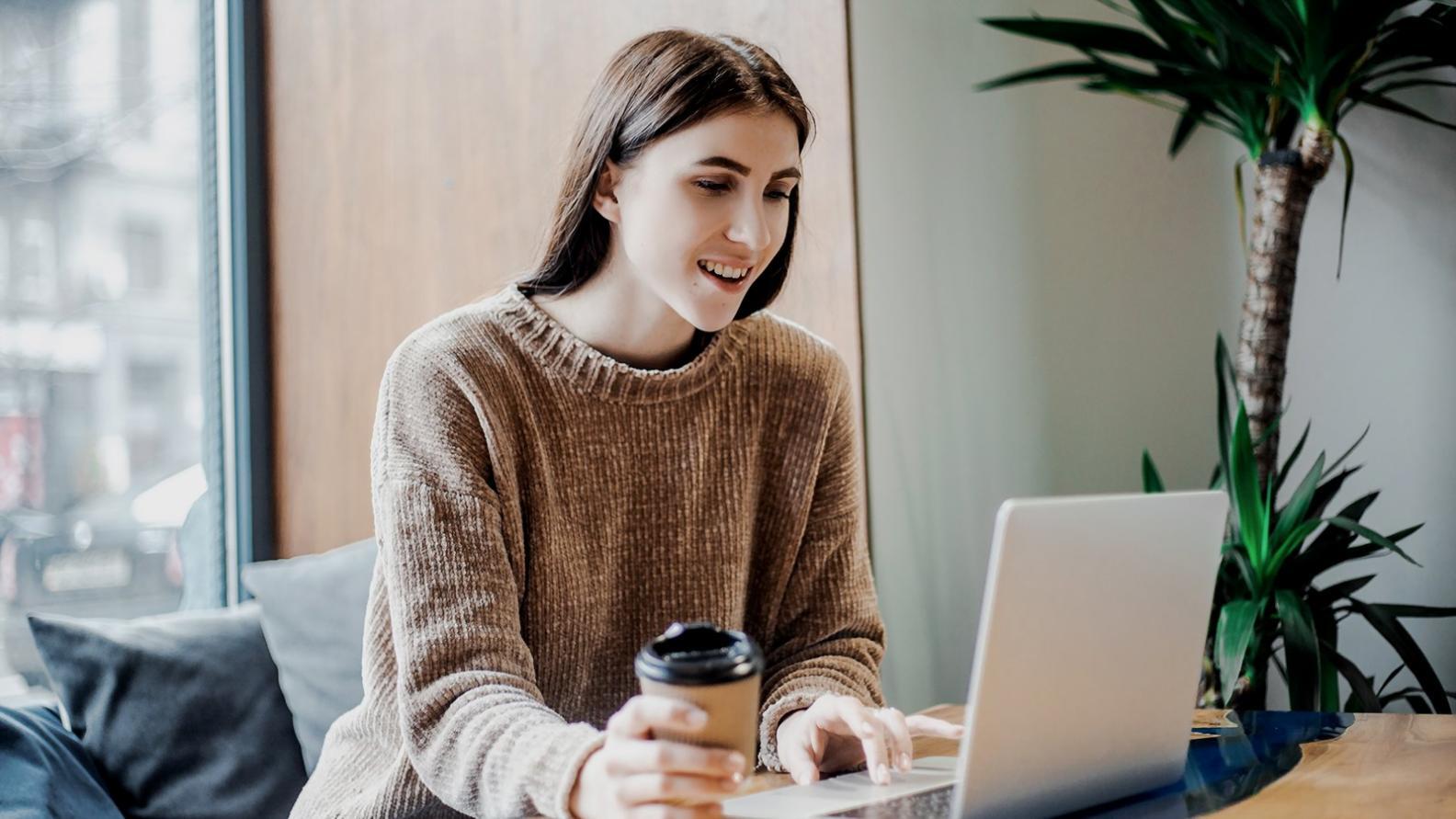Διαδικτυακή πλατφόρμα μάθησης με ευέλικτη πρόσβαση σε οικονομικό περιεχόμενο